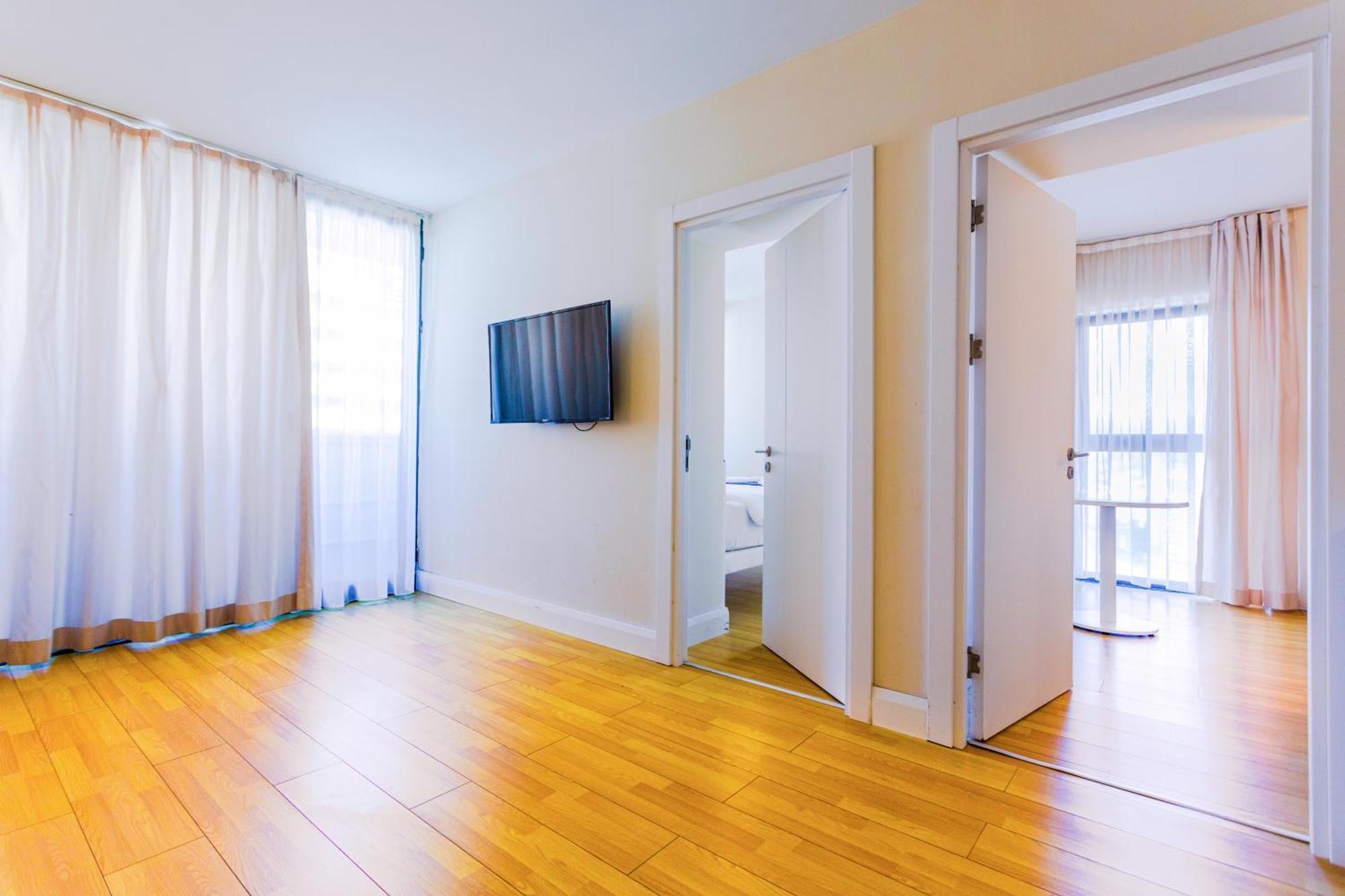 Best Location Apartments In Batumi Exterior photo
